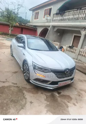 Renault 18 2017 White