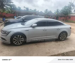 Renault 18 2017 White