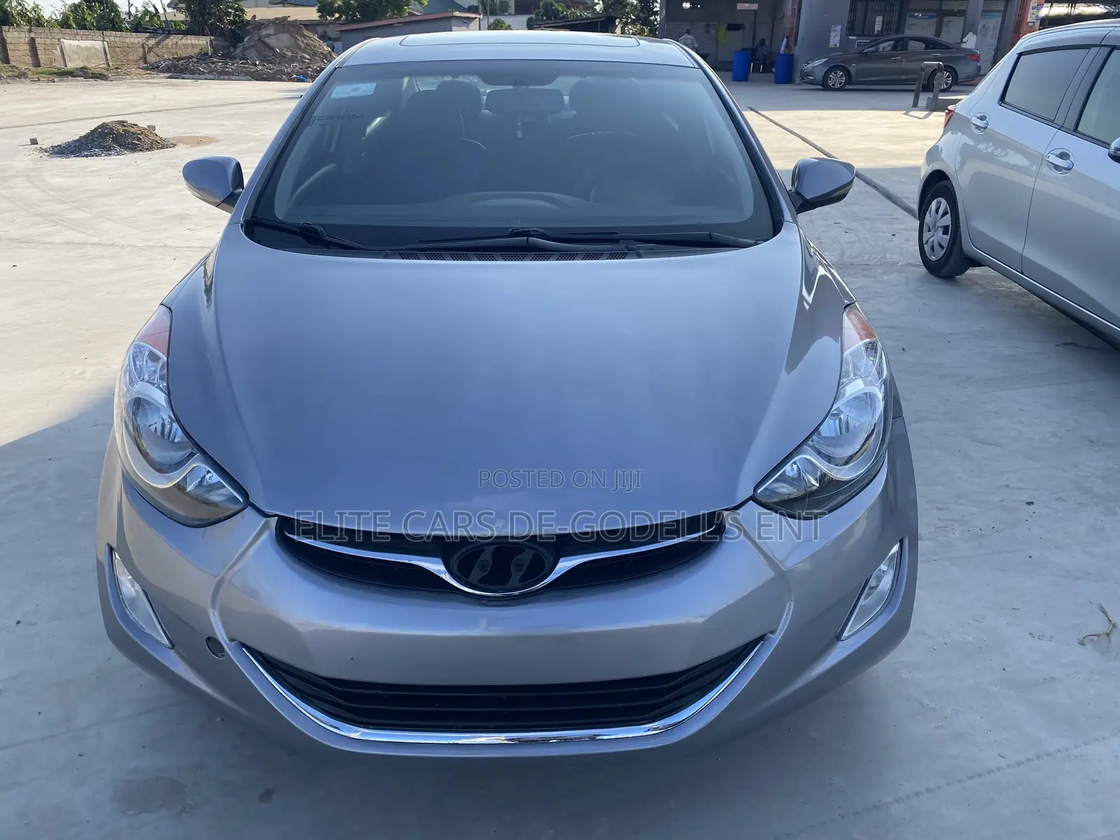Hyundai Elantra Limited Sedan FWD (1.8L 4cyl 6A) 2013 Silver
