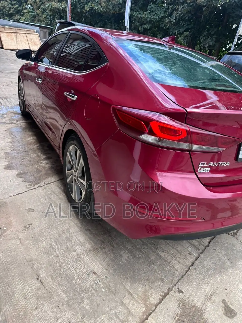 Hyundai Elantra Limited Sedan FWD (2.0L 4cyl 6A) 2017 Red