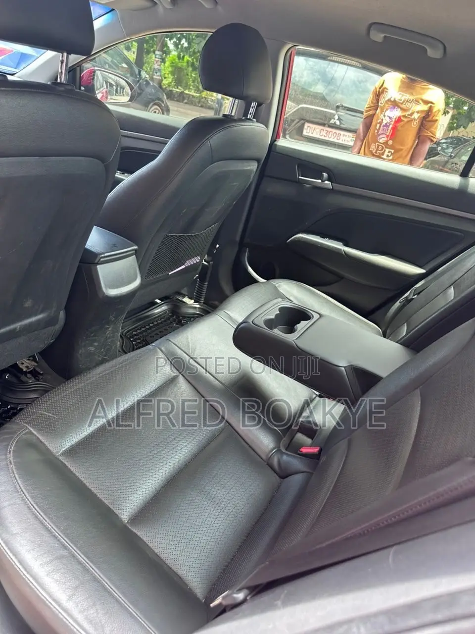 Hyundai Elantra Limited Sedan FWD (2.0L 4cyl 6A) 2017 Red