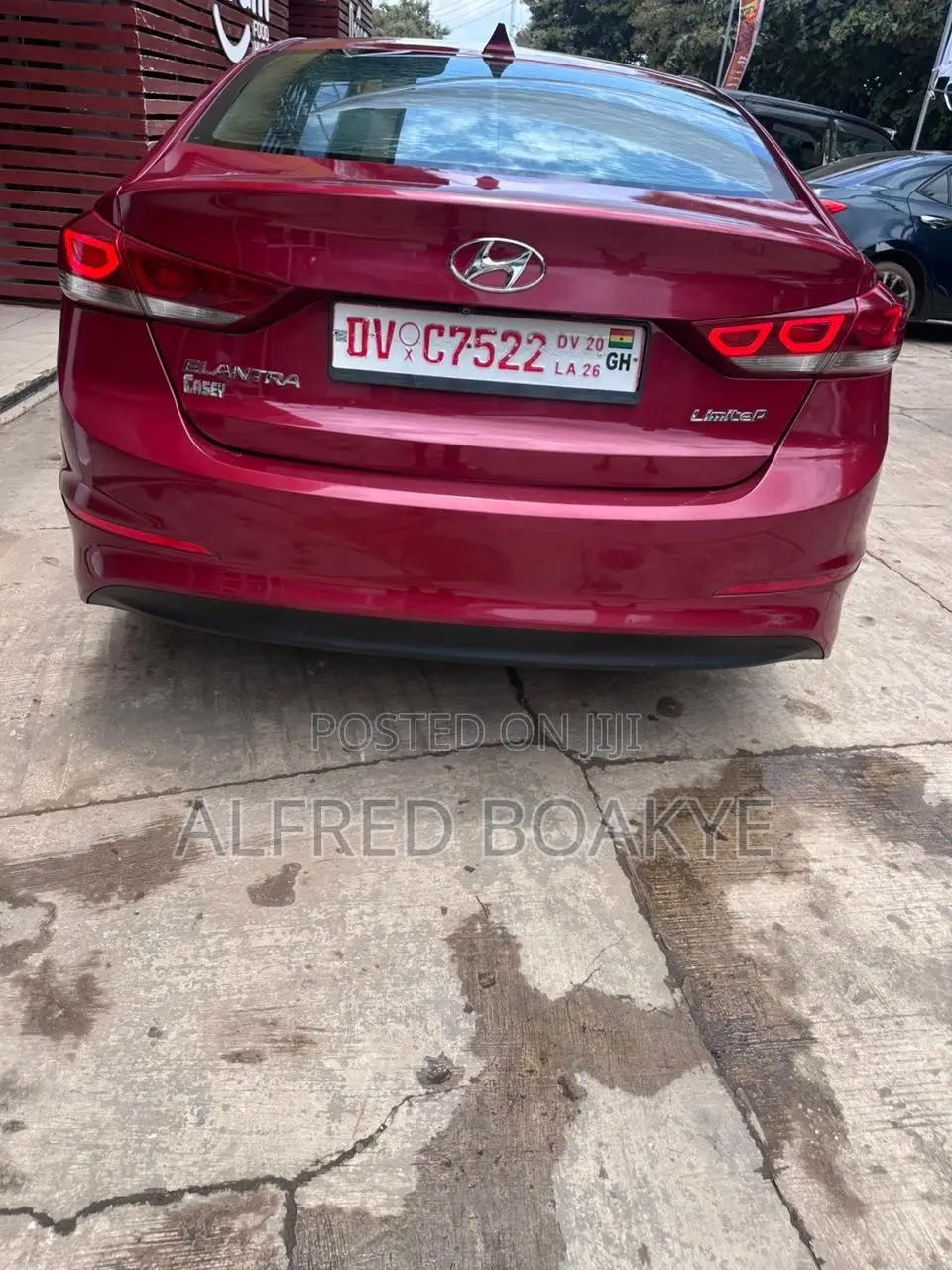 Hyundai Elantra Limited Sedan FWD (2.0L 4cyl 6A) 2017 Red