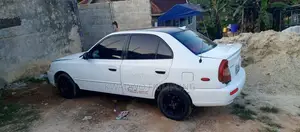 Hyundai Accent 2004 White