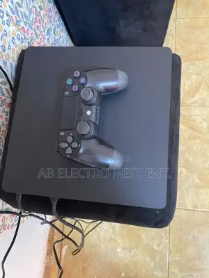 Neat Ps4 Slim With 6 Sweet Games Plus 1 Controller