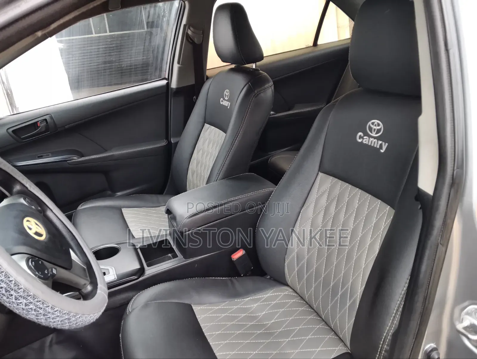 Toyota Camry XLE 4dr Sedan (2.5L 4cyl 6A) 2015 Silver