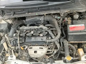 Toyota Vitz 2013 Silver