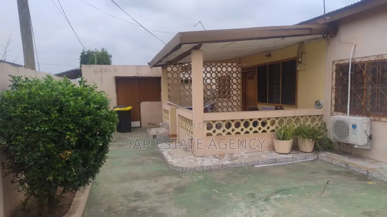 3bdrm House in Dansoman for sale