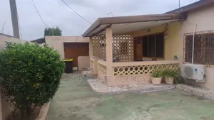 3bdrm House in Dansoman for sale
