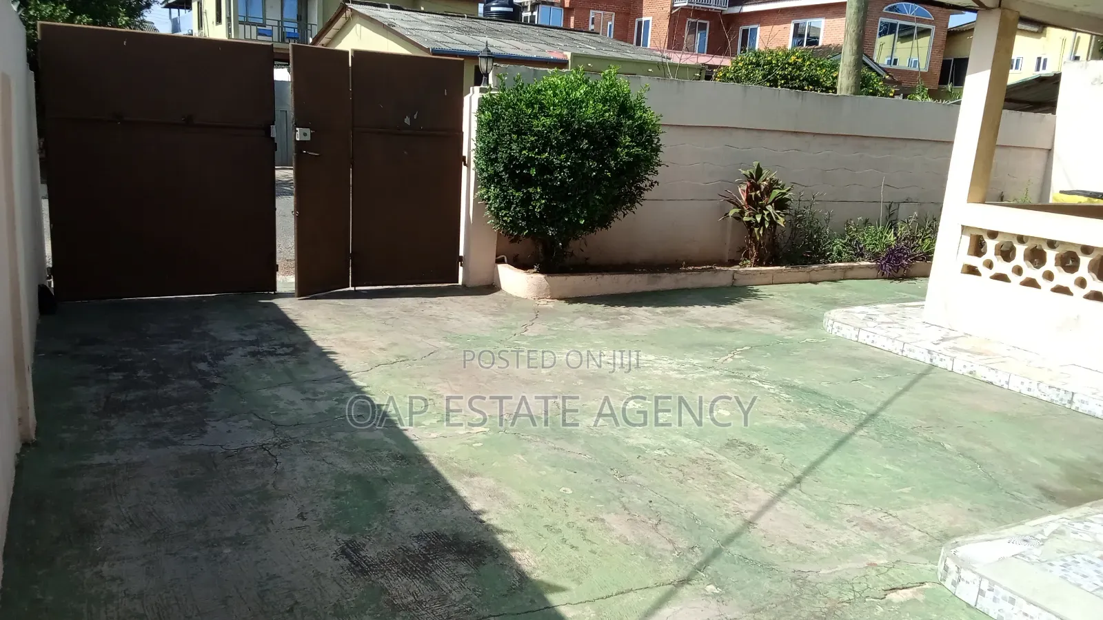 3bdrm House in Dansoman for sale