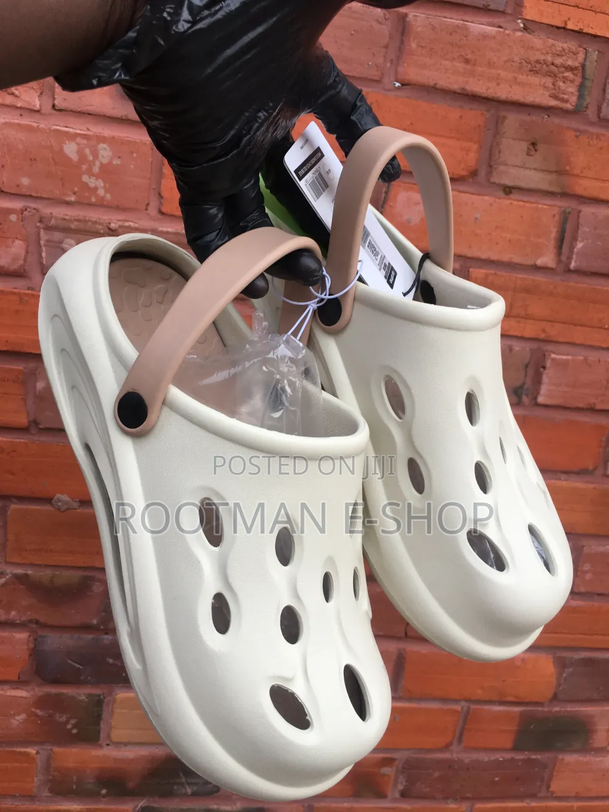 Oraimo Guardwalk Cloud-Soft Thick Sole Holes Shoes
