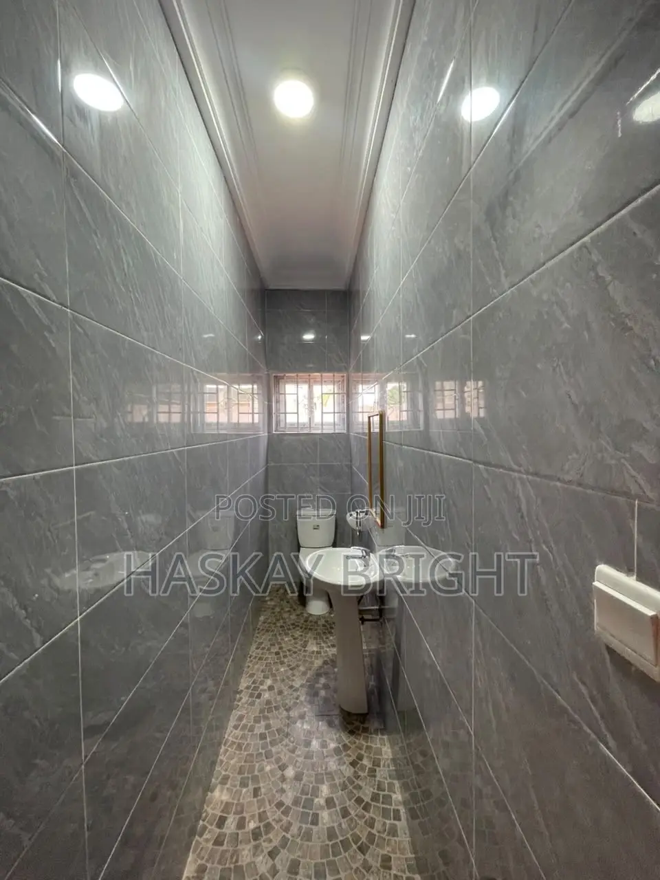 Furnished 2bdrm Apartment in Adjiriganor for rent