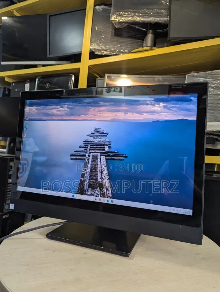 Desktop Computer Dell OptiPlex 7450 8GB Intel Core i5 SSD 256GB