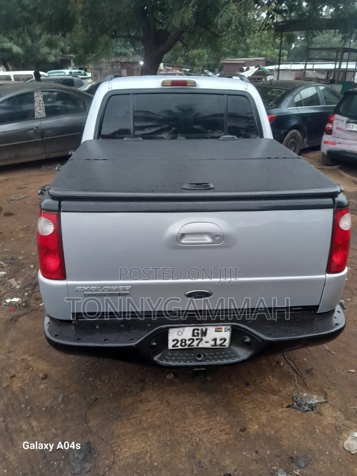 Ford Explorer 2005 Silver