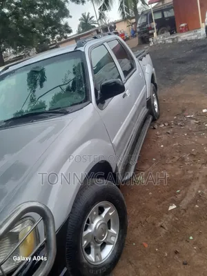 Ford Explorer 2005 Silver