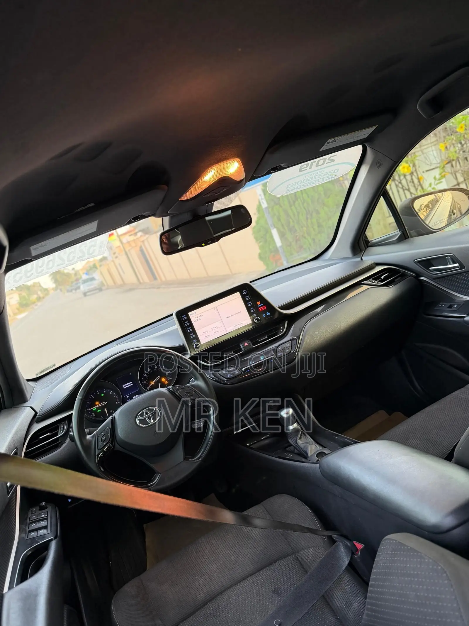Toyota C-HR XLE FWD 2019 Black