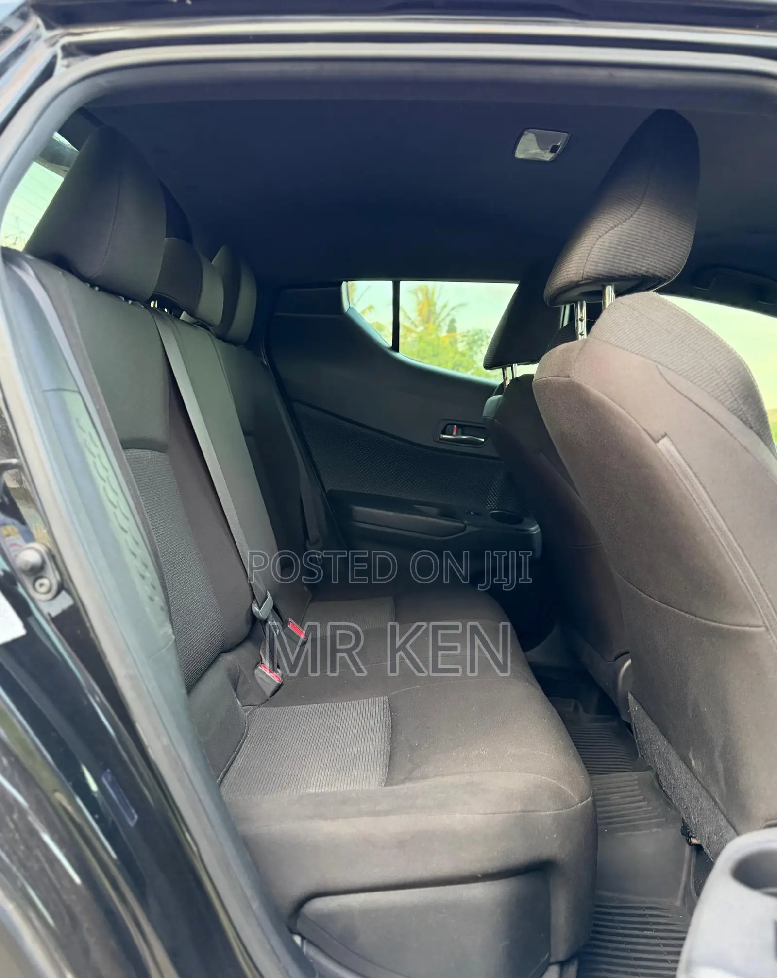 Toyota C-HR XLE FWD 2019 Black