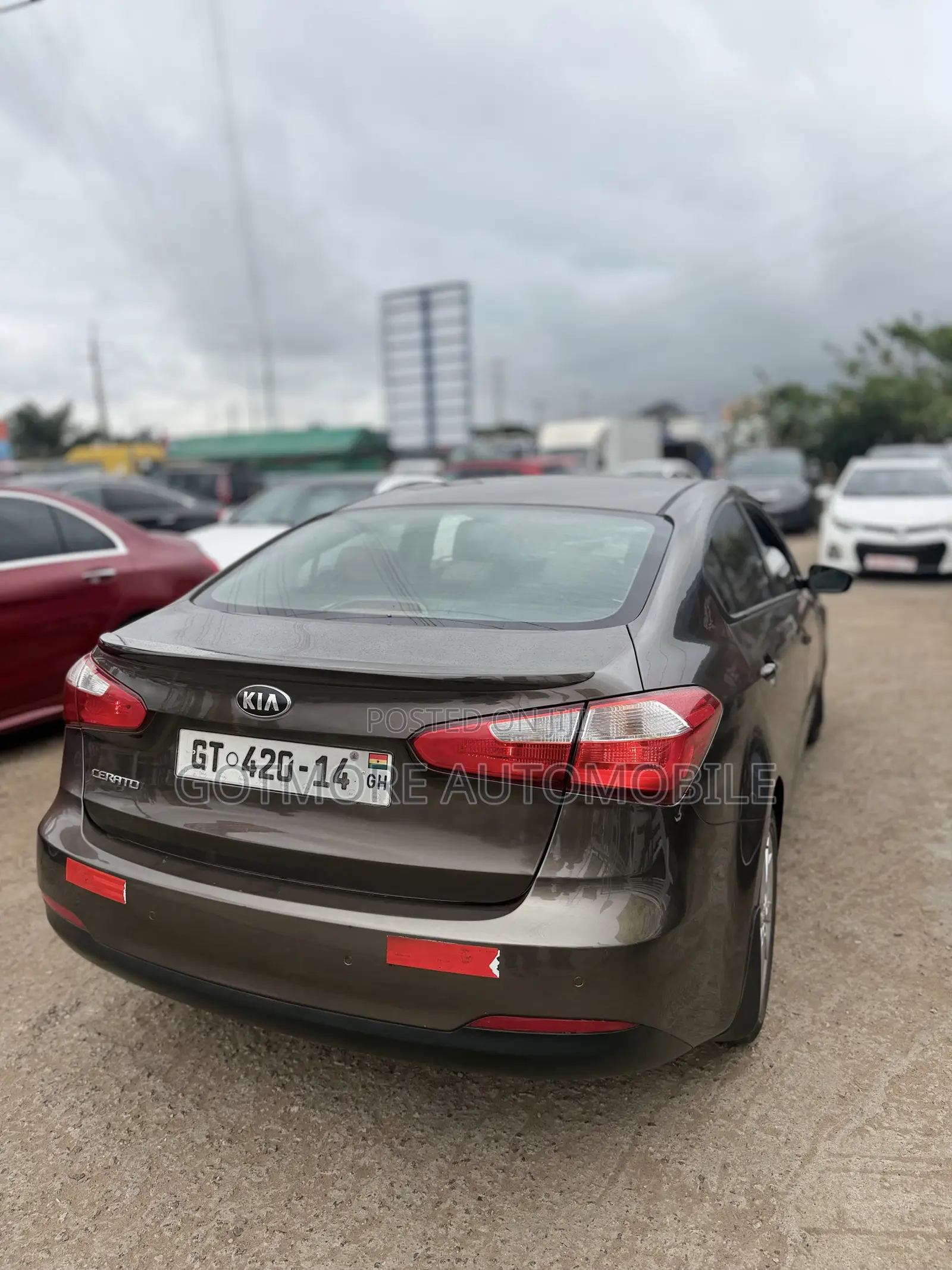 Kia Cerato 2014 Brown
