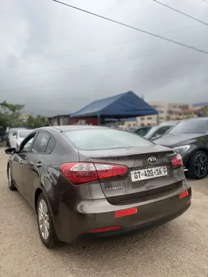 Kia Cerato 2014 Brown