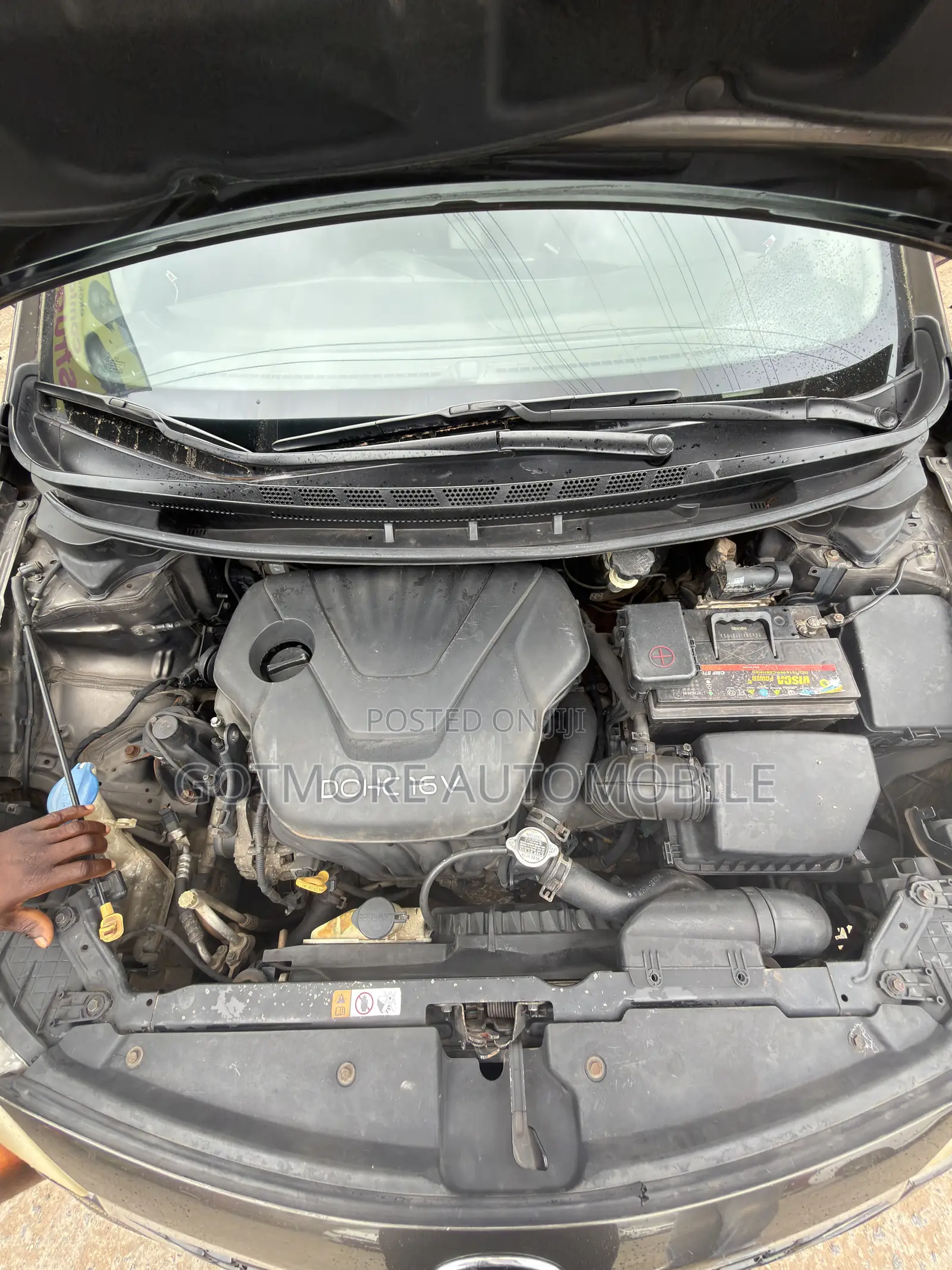 Kia Cerato 2014 Brown