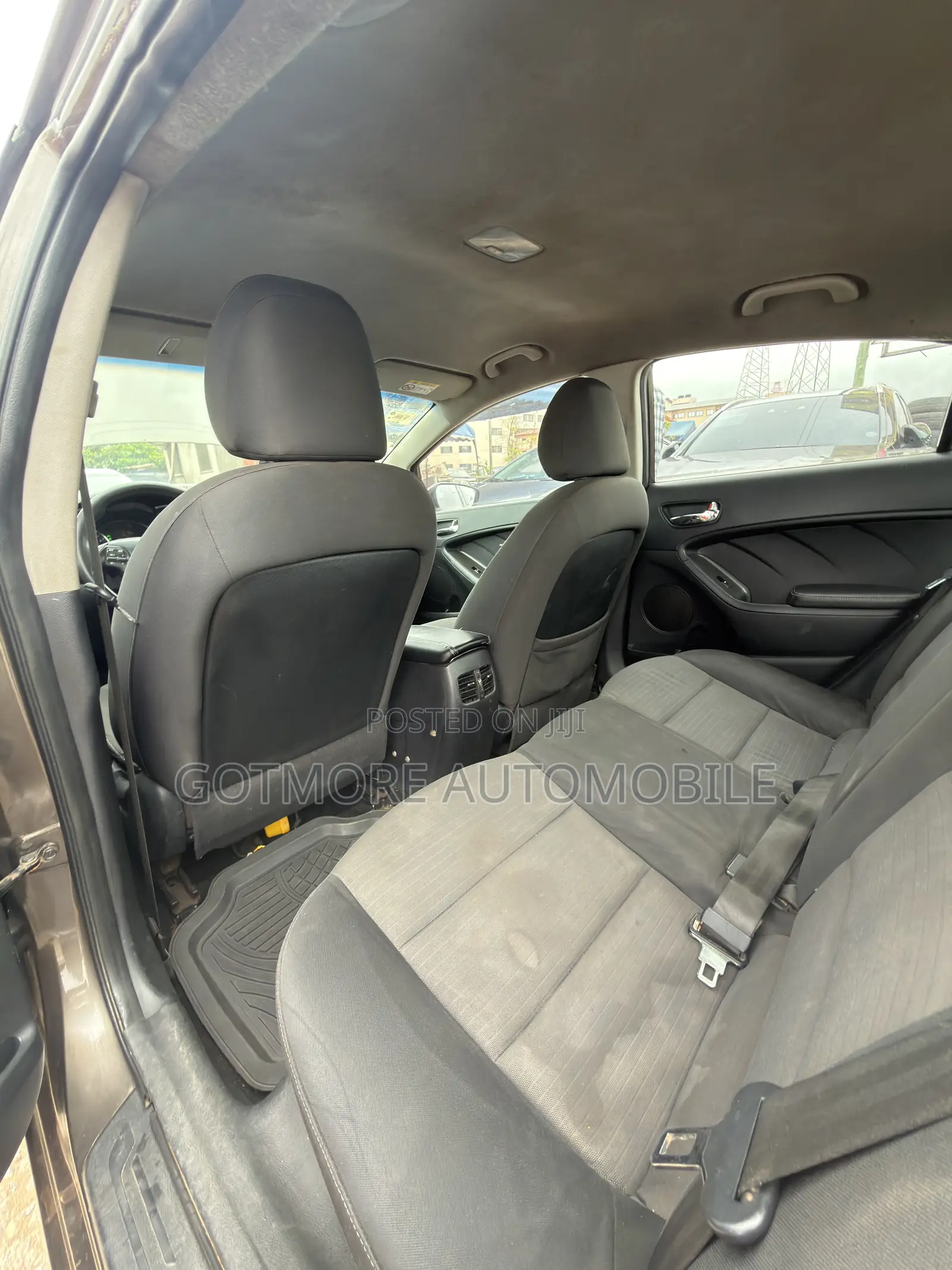 Kia Cerato 2014 Brown