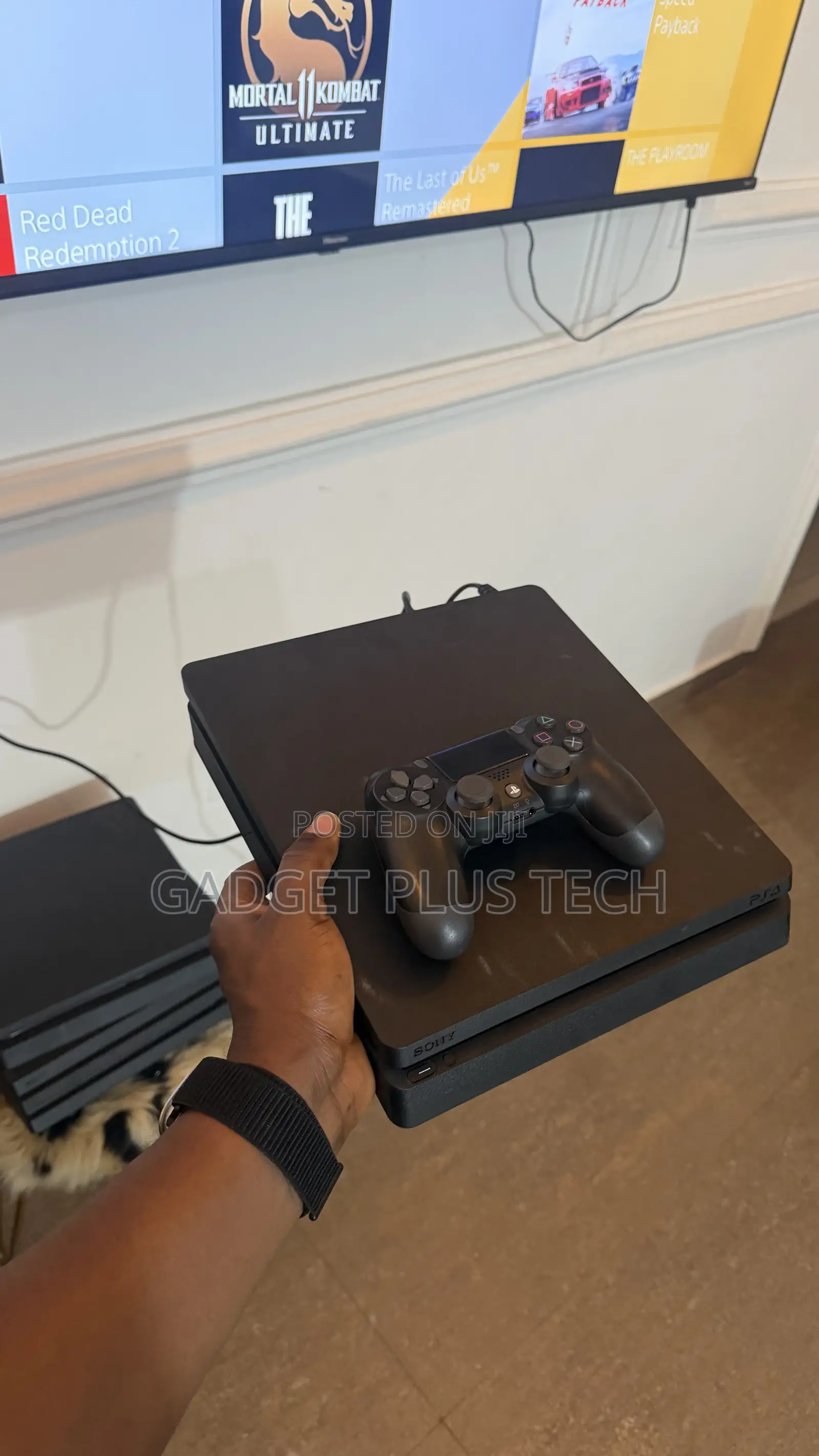 PS4 Slim 1TB Storage 1 Pad 13 Offline Games