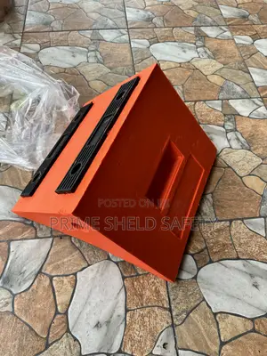 Heavy-Duty Rubber Wheel Chock