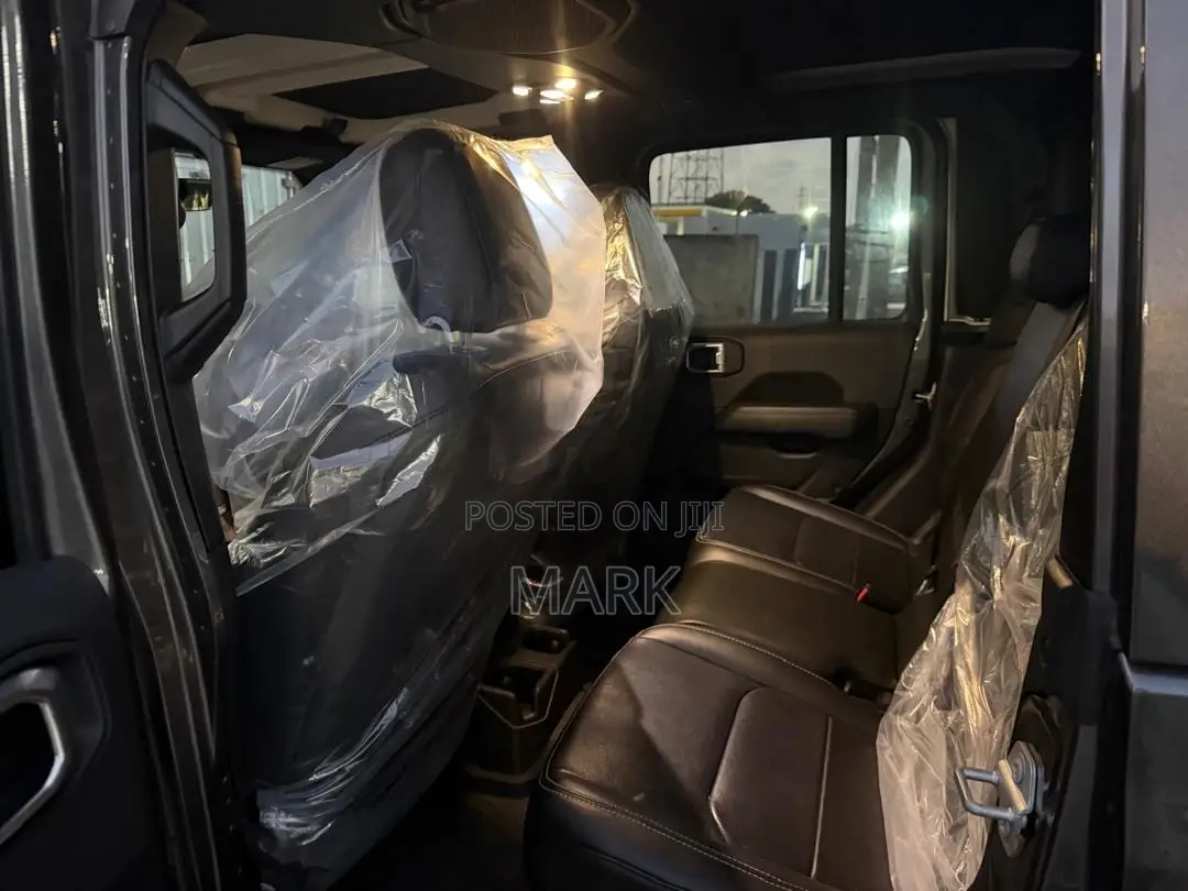 Jeep Gladiator Overland 2022 Gray