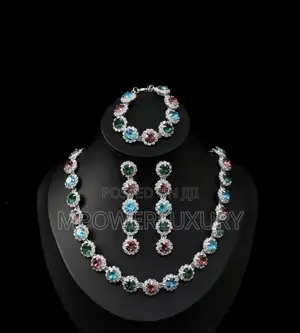 Luxury 4-Piece Crystal Jewelry Set