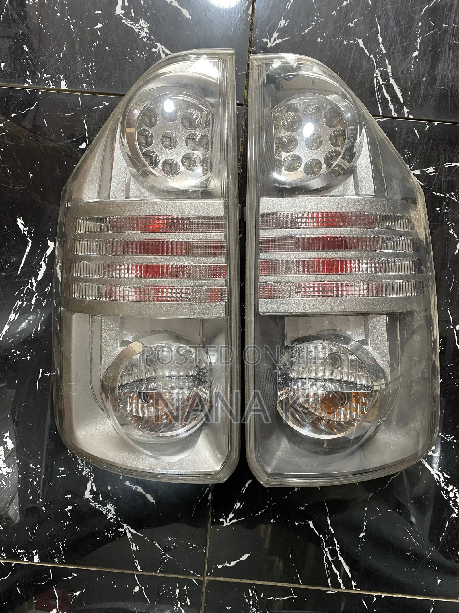 Voxy 2007,2008,2009,2010 Taillight