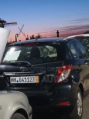 Toyota Vitz 2012 Black