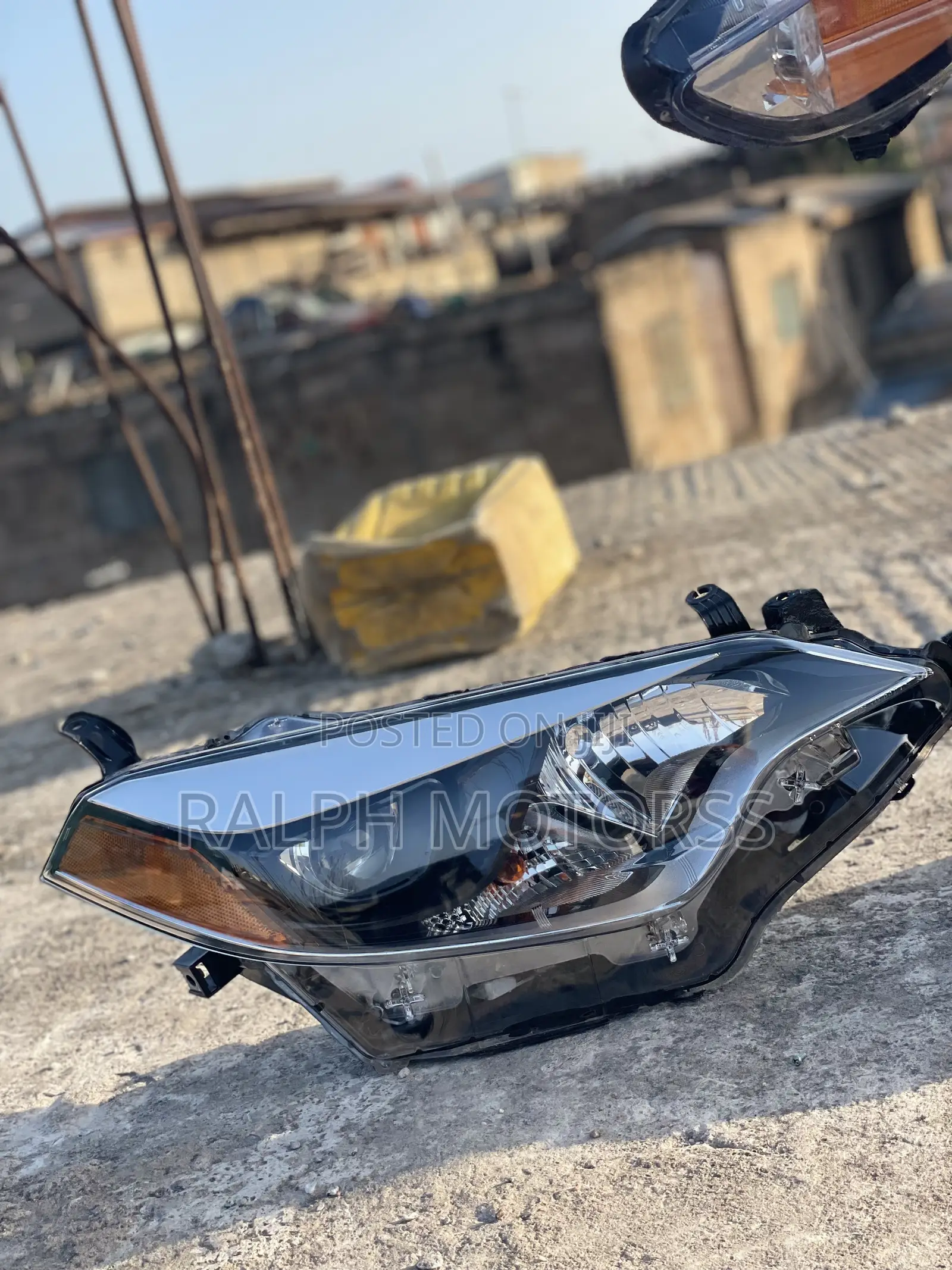 Toyota Corolla 2014 Headlight Pair