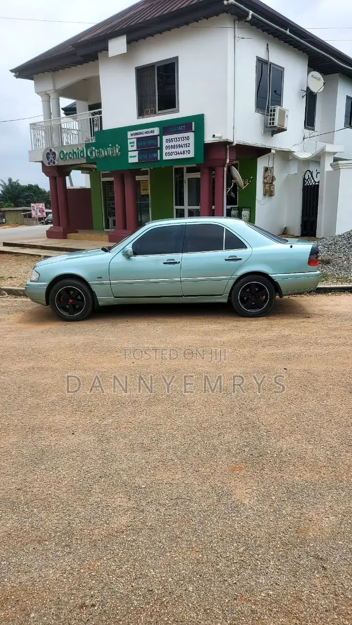 Mercedes-Benz C200 1995 Silver