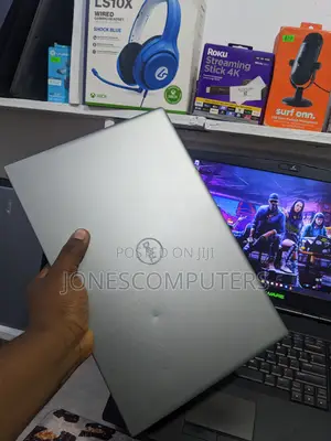 Laptop Dell Vostro 15 5510 8GB Intel Core i5 SSD 512GB