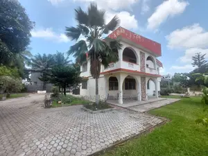 5bdrm House in Ghana Link Area for rent
