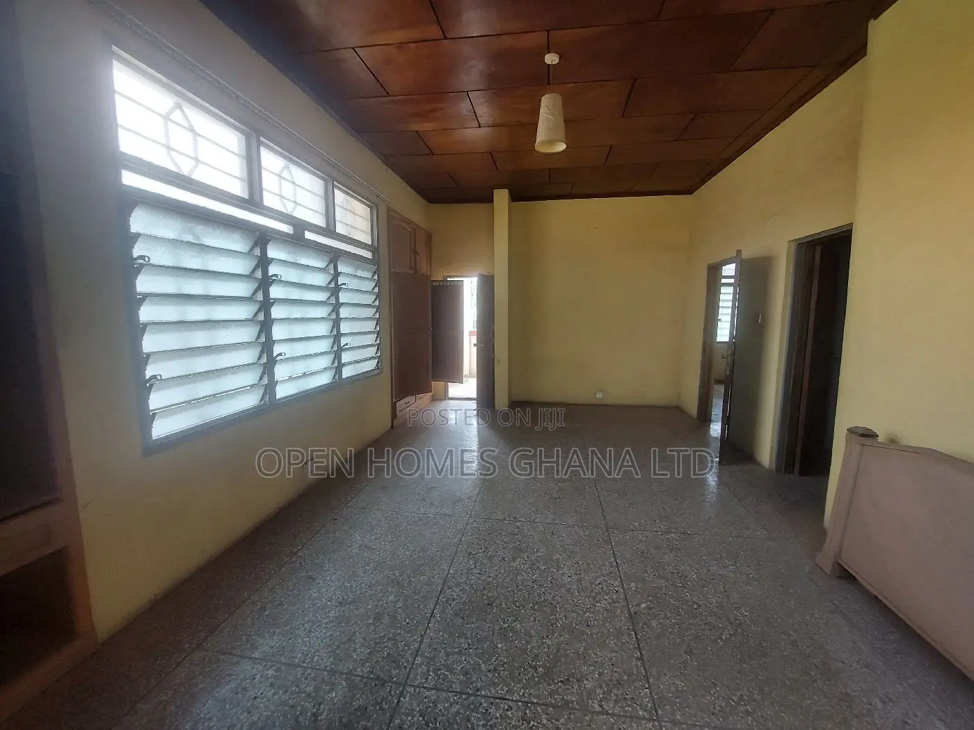 5bdrm House in Ghana Link Area for rent