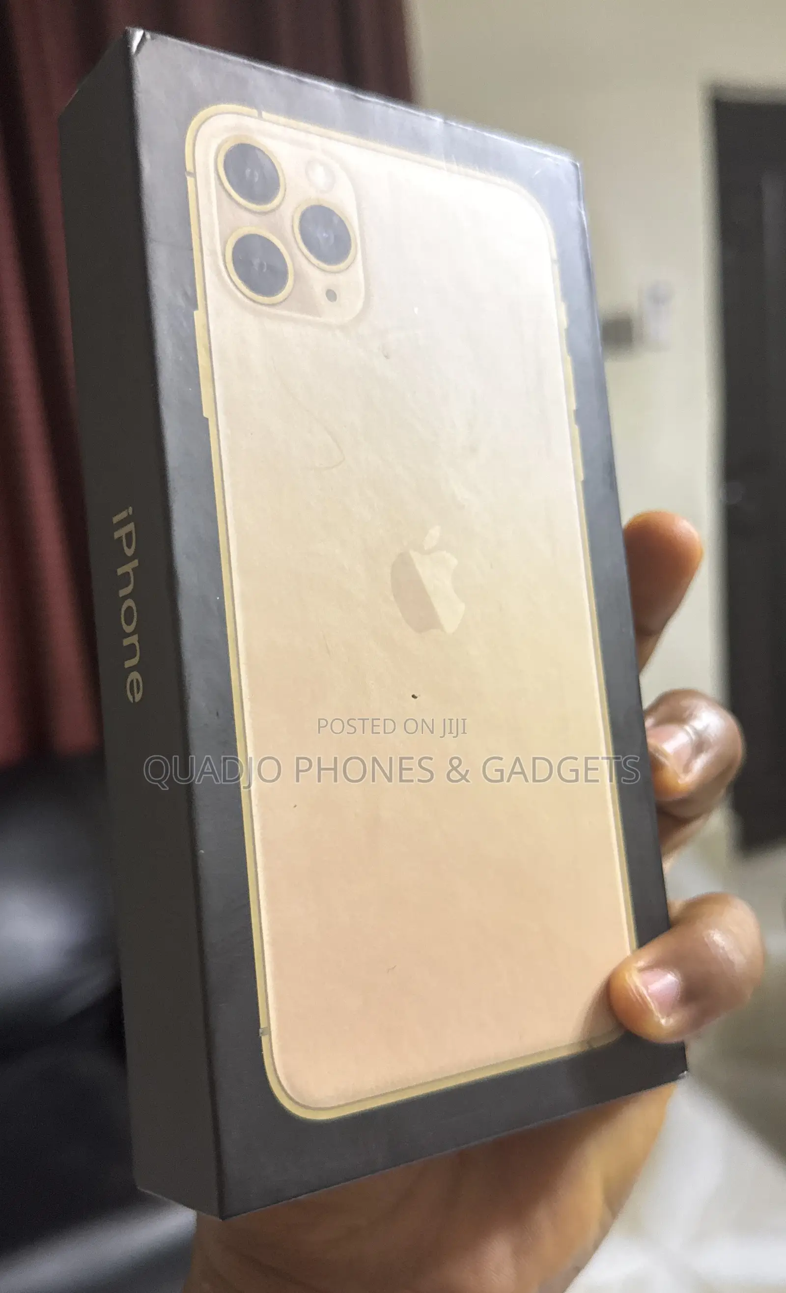 New Apple iPhone 11 Pro Max 256 GB Gold