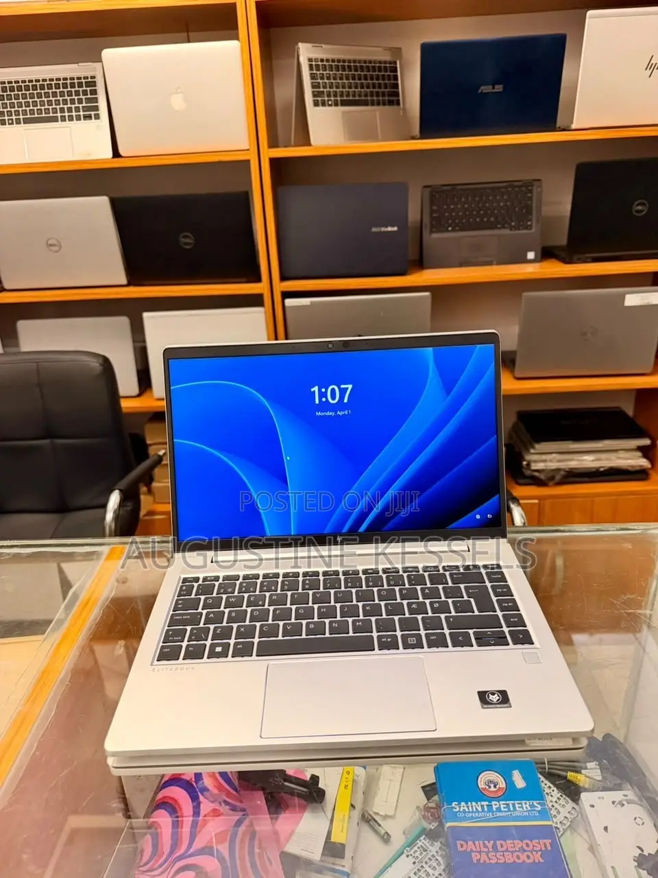 New Laptop HP EliteBook 645 G9 8GB AMD Ryzen 5 SSD 256GB