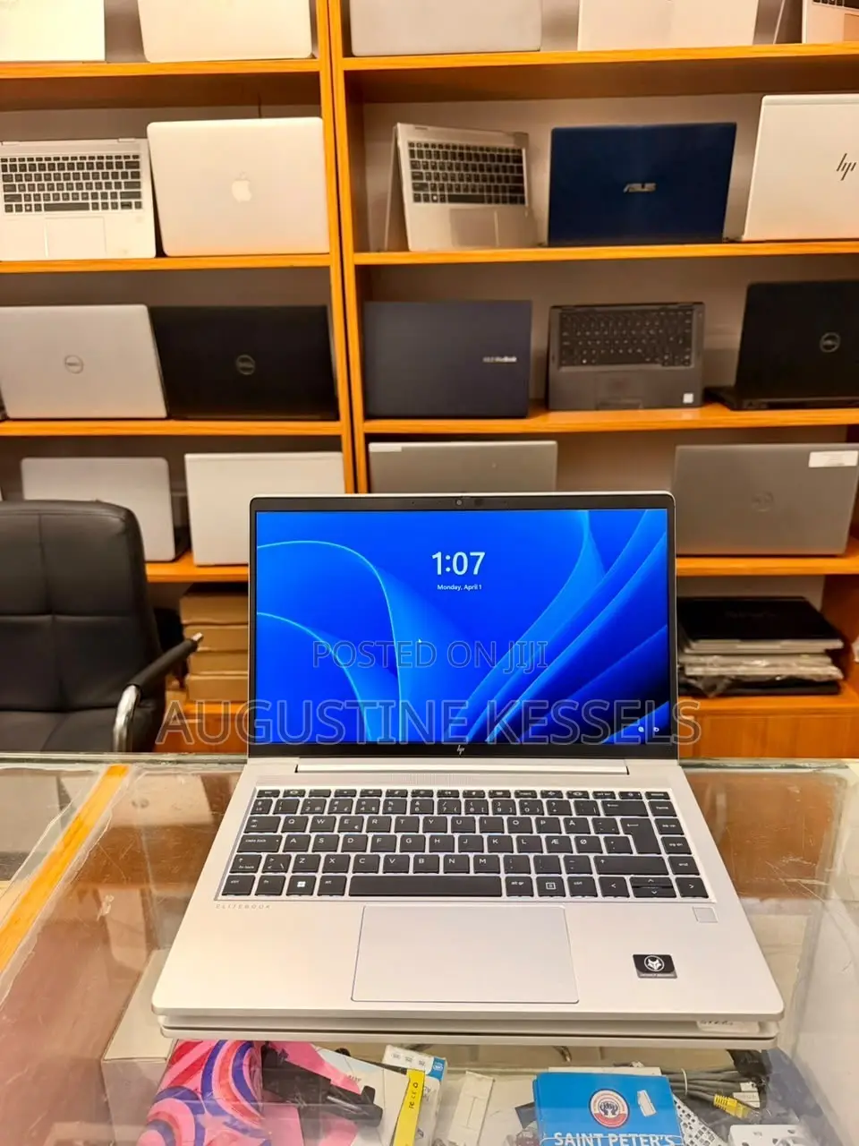 New Laptop HP EliteBook 645 G9 8GB AMD Ryzen 5 SSD 256GB