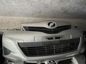 Toyota Vitz 2012
