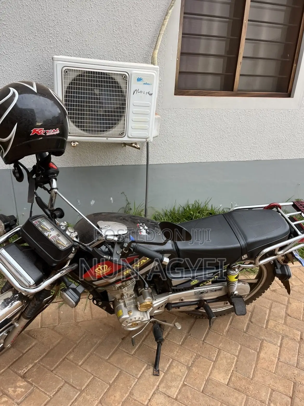 Royal Motorcycle 2024 Black