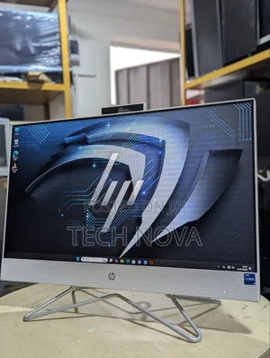 Desktop Computer HP 200 G4 All-in-One 8GB Intel Core i5 SSD 512GB