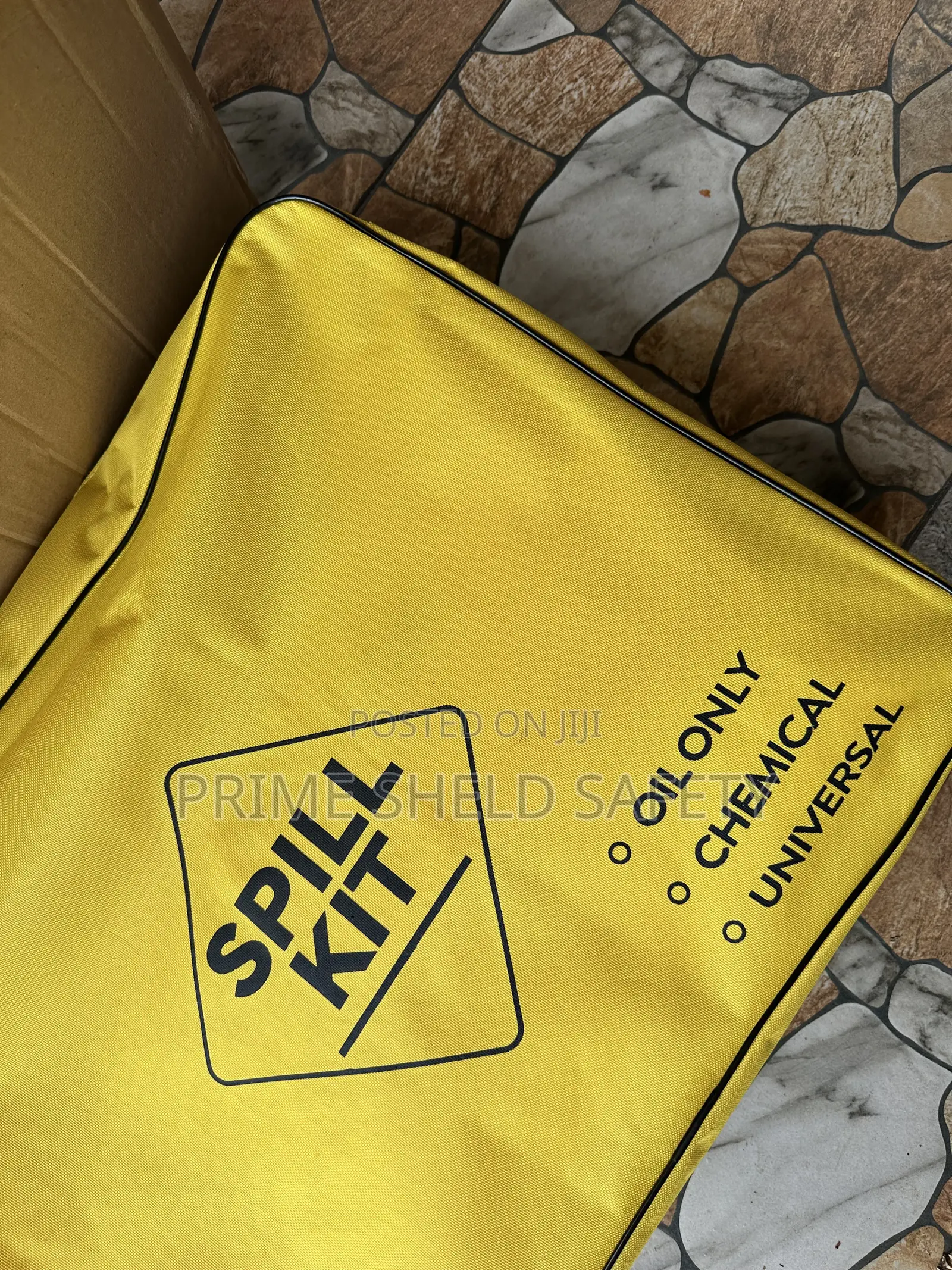Portable Spill Kit Oil, Chemical, or Universal
