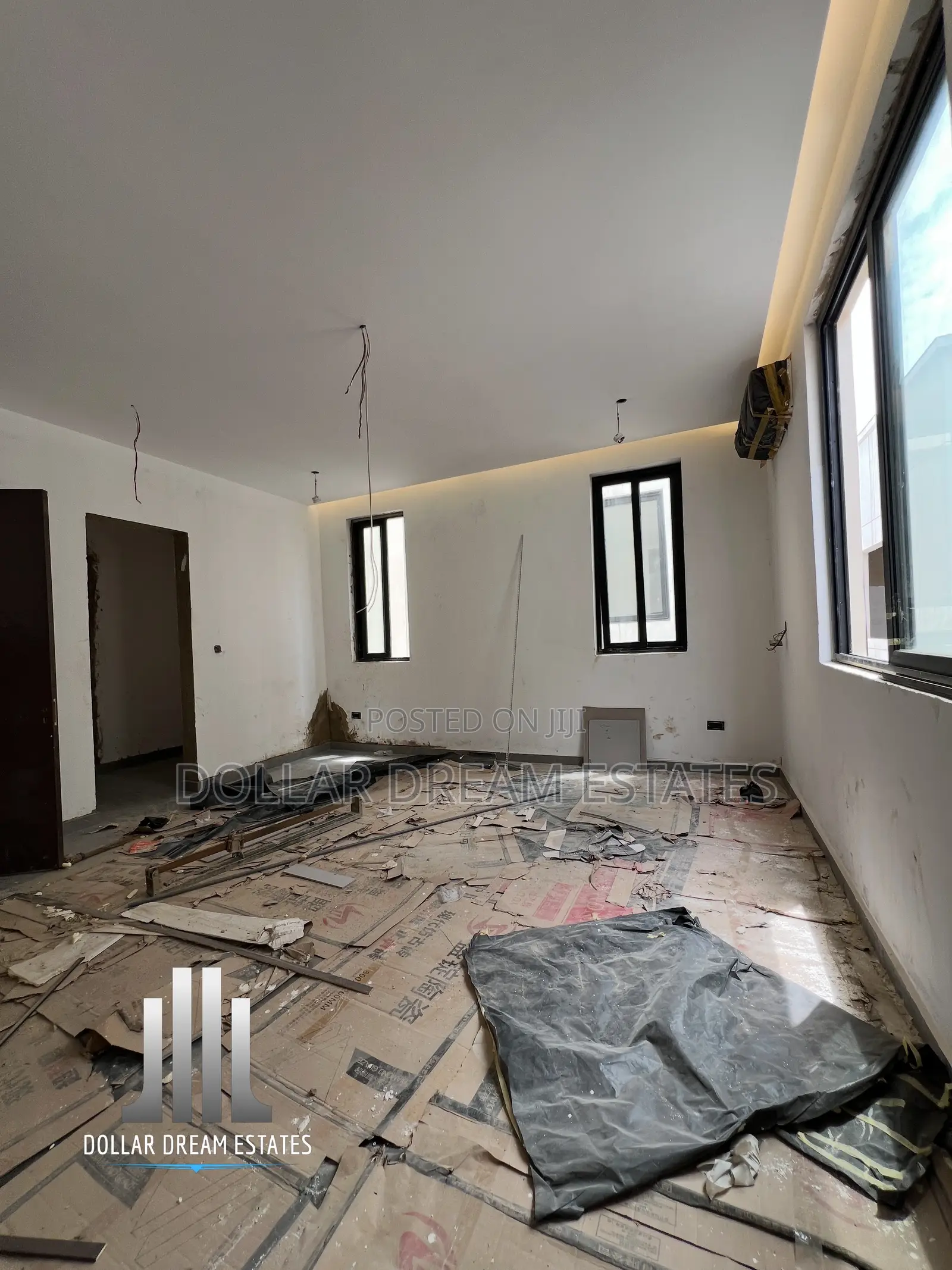 5bdrm House in Achimota for sale