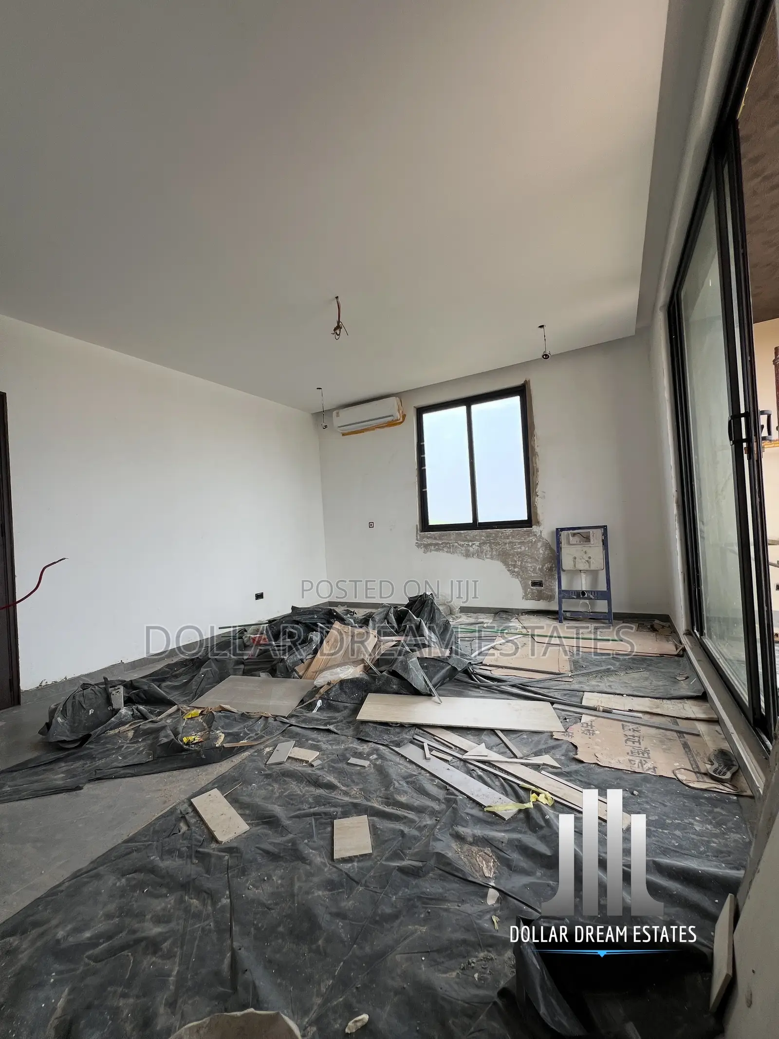 5bdrm House in Achimota for sale