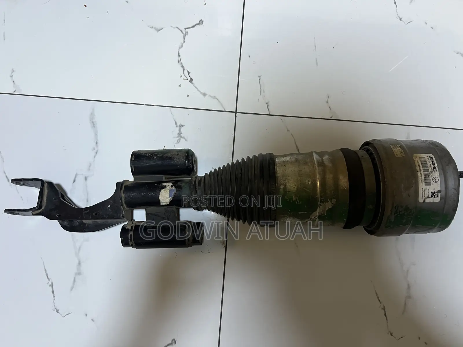 Amg Front Air Suspension/ Balloon Shocks