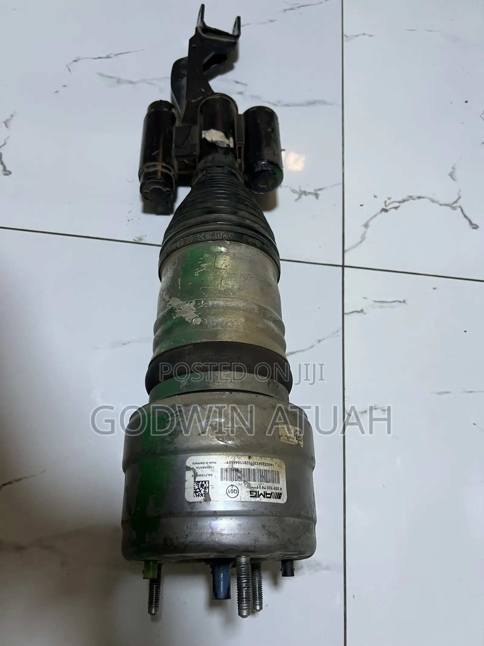 Amg Front Air Suspension/ Balloon Shocks