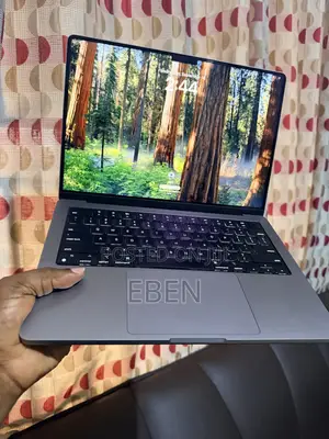 Laptop Apple MacBook Pro 2021 M1 32GB Apple M1 Pro SSD 512GB