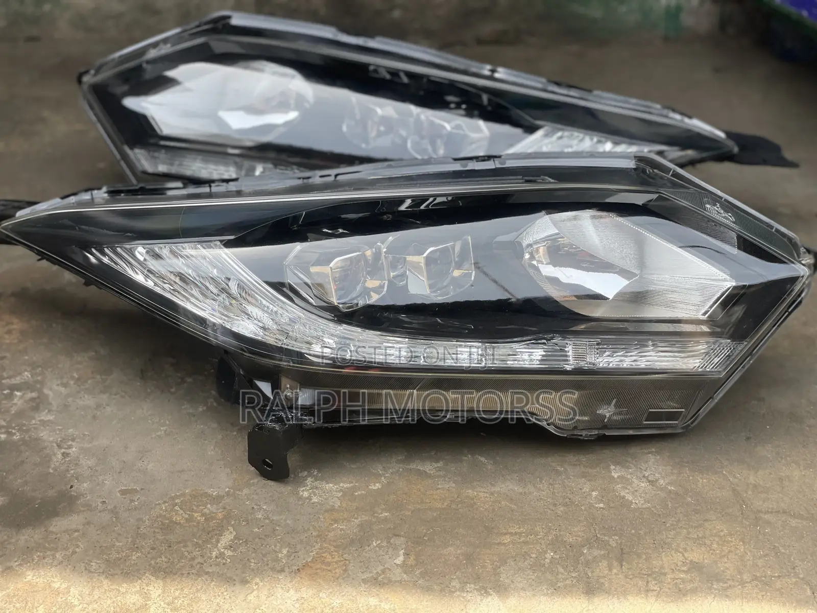 Honda HRV 2018-2020 Spec Headlights