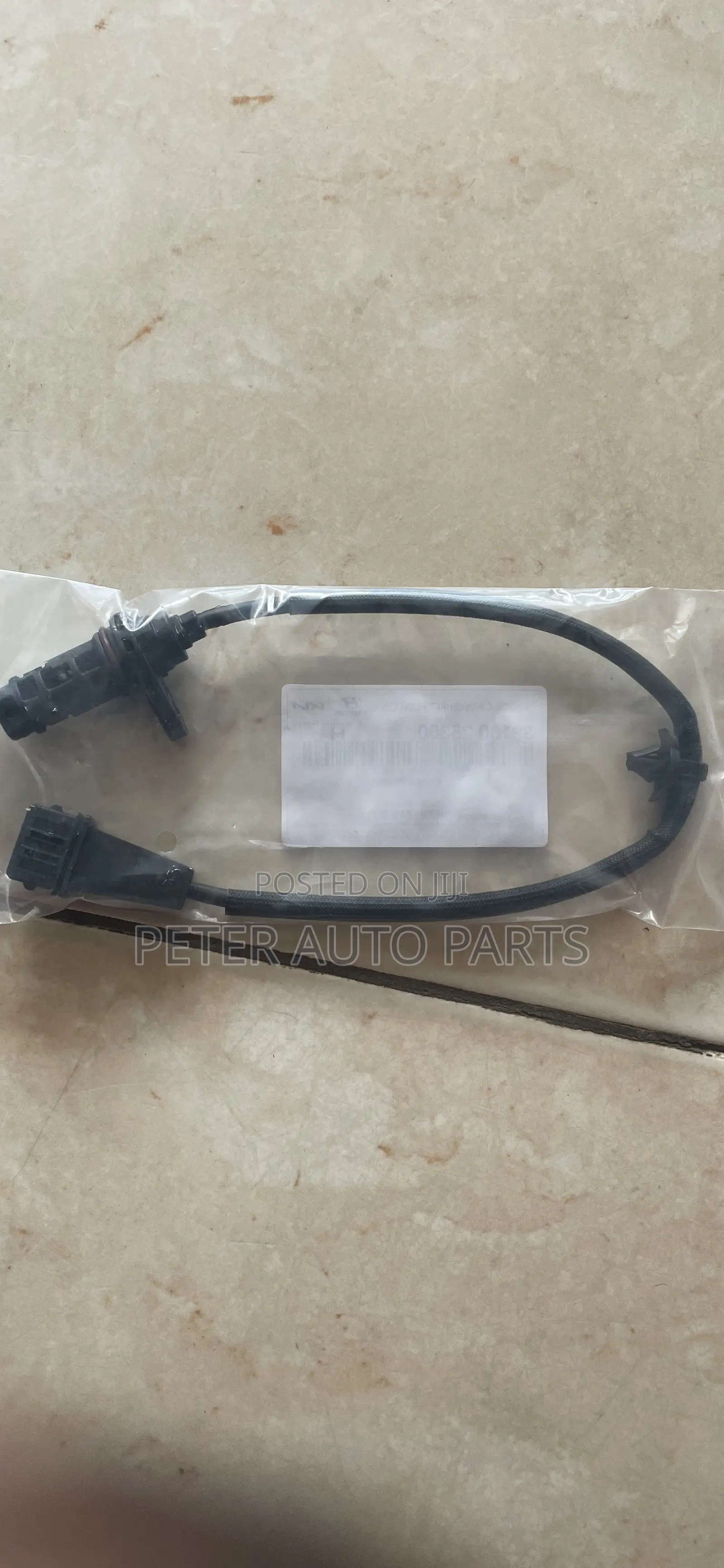 Hyundai Santa Fe 2012-15 Crankshaft Position Sensor. Original