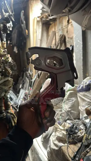Toyota Rav4 2013,2014,2015,2016,2017,2018 Bonnet Hinge / Inches